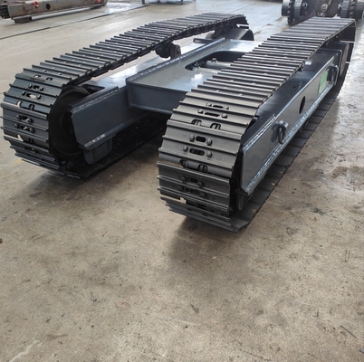 Chassis di pista di gomma per perforazione e frantumazione