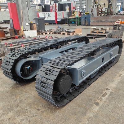 Chassis di pista di gomma per perforazione e frantumazione
