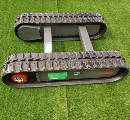 Escavatore modello Caterpillar JCB Ect Traccia di gomma per autoveicoli a motore
